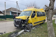 ДТП с участием школьного автобуса произошло в Окницком районе: пострадал ребенок