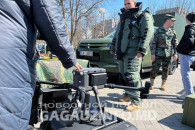 Образовательная ярмарка в Комрате: молодежи демонстрируют оружие