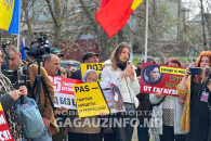 Митинг в Комрате – люди протестуют против массовых штрафов полиции
