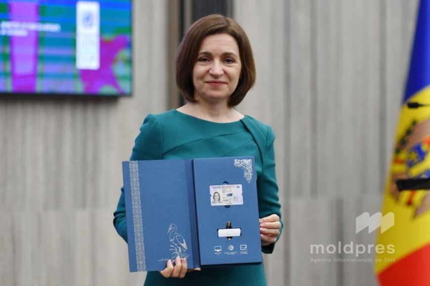 ID-карты в Молдове делают за месяц, но для Санду сделали исключение. Президент уже получила документ