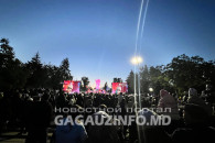 "Катюша", полевая кухня и 1418 свечей - вечерний концерт 9 мая в Комрате