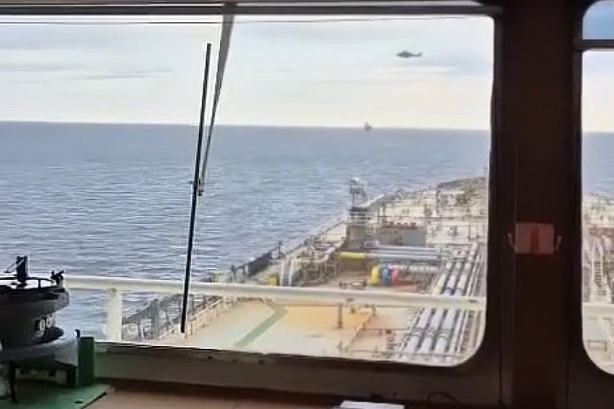 ВМС Эстонии пытались захватить шедший в российский порт танкер