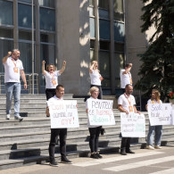 “Украинский сценарий Молдове не нужен’’. Оппозиционная Inima Moldovei провела протест у правительства