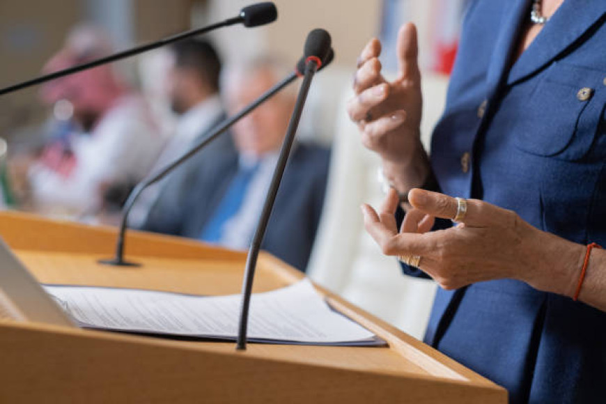 Кому из политиков доверяют молдаване – данные опроса IMAS