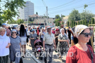 Крестный ход в Комрате – люди молятся о дожде
