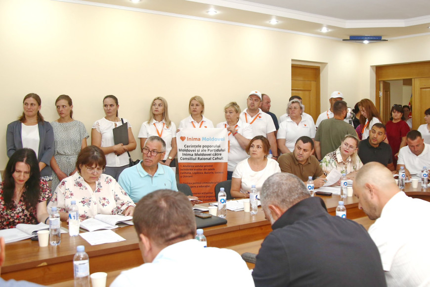 Акция протеста в Кагуле: Inima Moldovei потребовала не закрывать пять школ