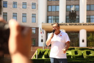 «Захваченный КС стал филиалом PAS». Патриотический блок вывел людей на протест