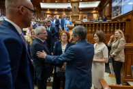 14 минут на принятие присяги. Главой КС вновь стала Домника Маноле