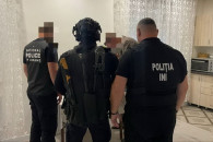 Занимались мошенничеством и наркотиками. Полиция задержала в Молдове украинских беженцев