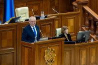 Нового премьера Молдовы "радует", что в Румынии ситуация хуже