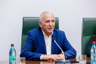 "Никакого давления не было". Дмитрий Константинов покидает пост спикера НСГ
