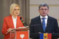 Отменить скандальные поправки в закон о партиях и снять обвинения с Inima Moldovei, призвала главу PAS Ирина Влах