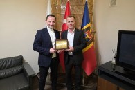 Представитель TIKA получил звание почетного жителя Комрата