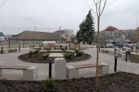 Реконструкция сквера в Комрате подходит к концу