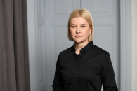 Ирина Влах — властям: деньги нужно вкладывать в развитие, а не вооружение страны