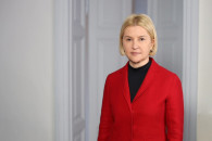 Ирина Влах — властям: что именно вы собираетесь менять — местную власть, админустройство или всё сразу?