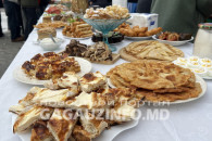 Блины, чай из самовара и конкурсы – как в Комрате празднуют Масленицу