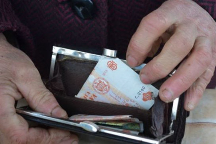 По полгода не платят. В Гагаузии вернулись проблемы задержки зарплаты