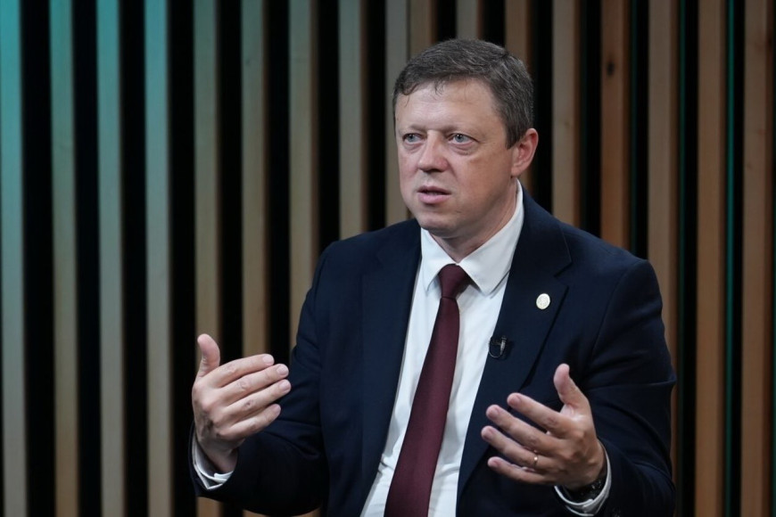 "Примите реальность". Постика о том, что парламент страны иерархически выше НСГ