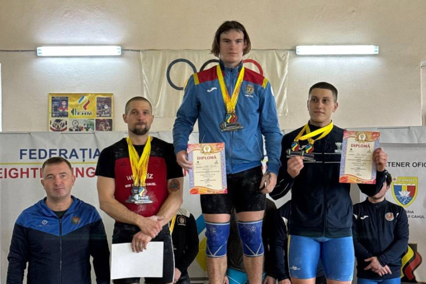 Тяжелоатлеты из Гагаузии завоевали медали на чемпионате Молдовы в Кагуле
