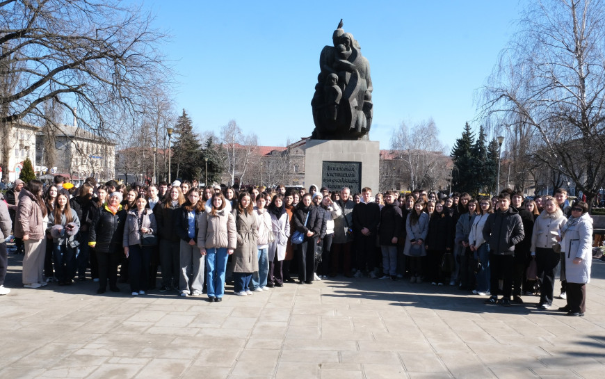 "Операция "Перепрошивка", цель - Гагаузия". Петрович о "пропагандистском треше" с мантрами про Сталина и Сибирь