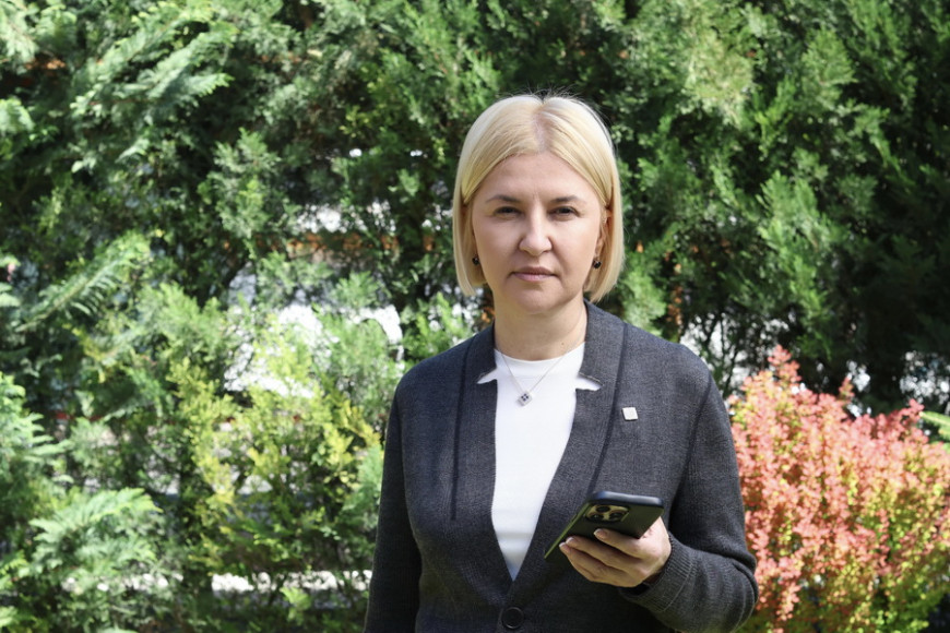 Ирина Влах: своими реформами правительство "выгоняет людей из сел"