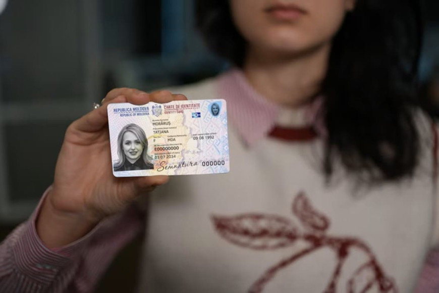 Что делать гражданам, которые не оформили удостоверения личности до 18 лет: парламент принял новый закон