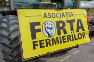Фермеры объявляют о протестах перед зданием правительства
