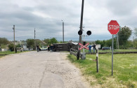Поезд протаранил микроавтобус на севере Молдовы: пострадали два человека