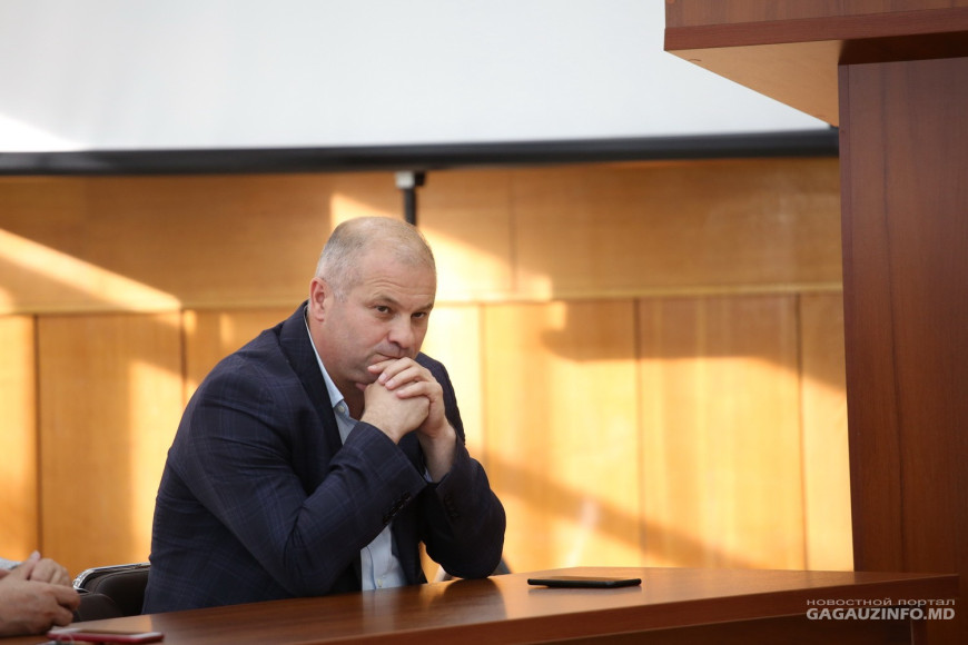 Топал – Формузалу: при вас деньги уходили "на поддержание штанов и покупку недвижимости"