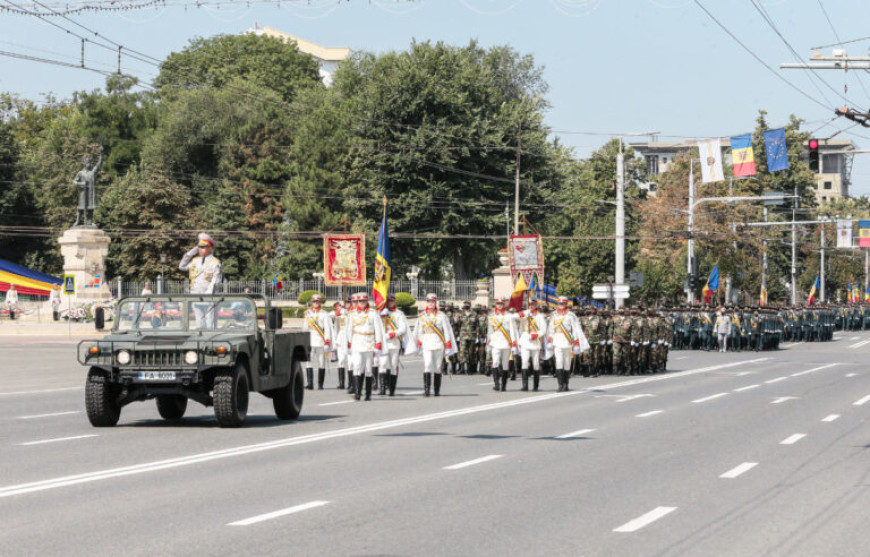 Военный парад пройдет в Кишиневе - правительство Молдовы хочет продемонстрировать мощь страны