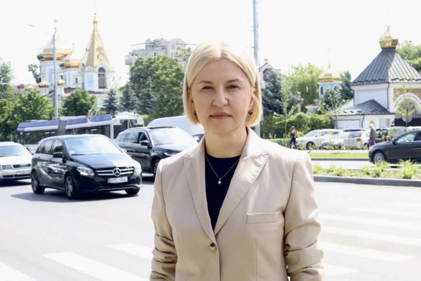 Судьбу храмов должны решить прихожане: Ирина Влах призвала PAS "не поджигать Молдову"