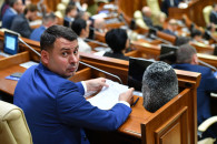 "Настоящее лицо власти": Костюк после того, как Оборок на съезде PAS назвал его "бараном"