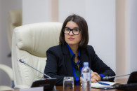 Роскошная зарплата в Молдове: двоюродная сестра Санду получала в MoldATSA более 6 тысяч евро в месяц