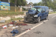 В Сынжерейском районе автомобиль снес двух полицейских