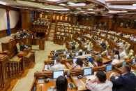 Почти все законопроекты на заседании парламента от 26 июня рассмотрели с нарушениями прозрачности