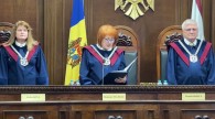 Снимать с выборов можно и дальше? КС Молдовы отклонил запрос о неконституционности закона о партиях