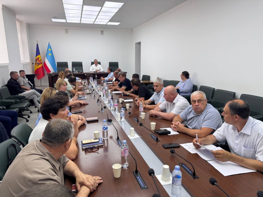 “Не дадим закрыть ни одну примэрию”: власти Гагаузии выступили против реформы Кишинёва