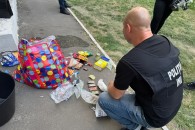 В Молдове пресечена контрабанда кокаина и гашиша из Испании: наркотики спрятали в консервных банках