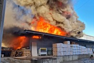 Масштабный пожар в Кишиневе – горит склад стройматериалов