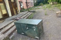 "Хотели заработать карманных денег". Из здания бывшей школы в Тирасполе подростки украли сейф