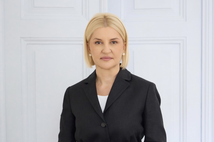 "А потом рассказывайте как экономить". Ирина Влах призвала министров пожить на зарплату простого учителя
