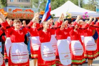 "Разные культуры делают Молдову богаче": гагаузы выступили на этнофестивале в Тараклии