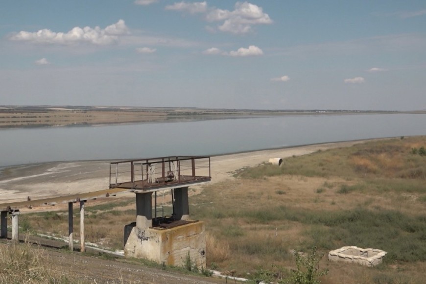 Как в Черном море. В одном из водоемов юга Молдовы вода стала соленой