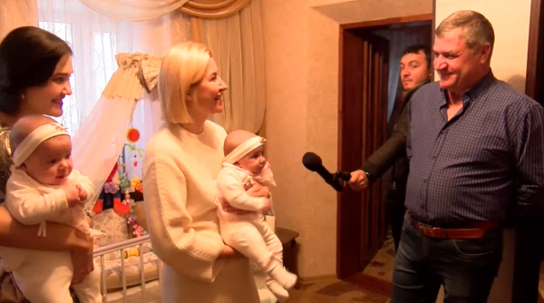 LIVE: Башкан поздравляет семью Колца с рождением двойни