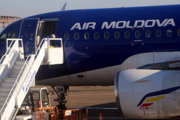 Президент Игорь Додон объявил о возможном возвращении Air Moldova в собственность государства
