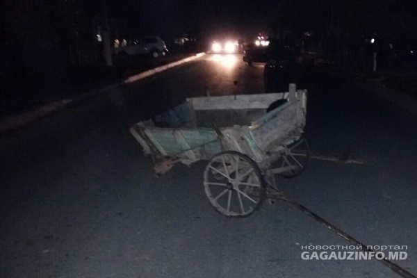 ДТП в Вулканештах: автомобиль столкнулся с повозкой