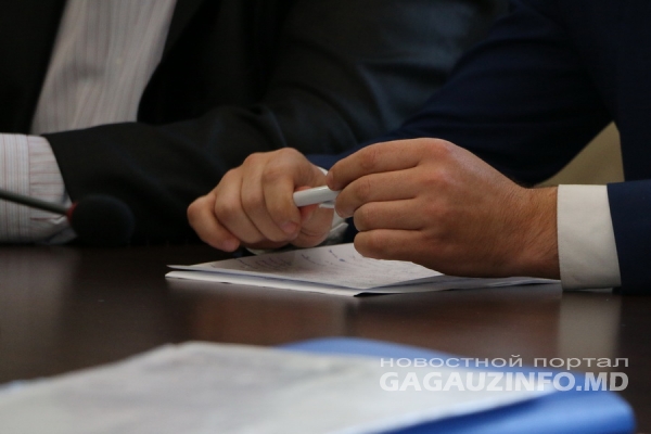 ЦИК Молдовы утвердил мандаты двух новых советников в Конгазе