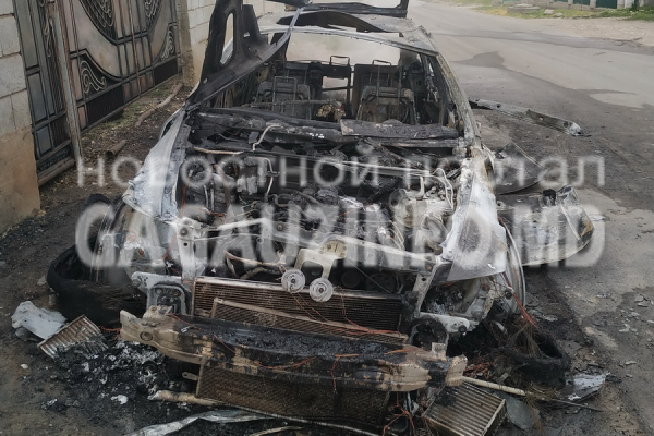 Пожары в Гагаузии: сгорели сразу два автомобиля