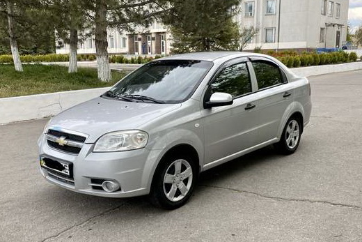 Примэрия села Бешалма получила служебный автомобиль